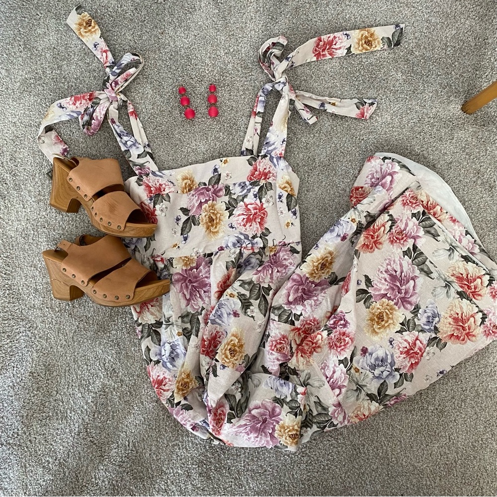 Tiered floral maxi dress